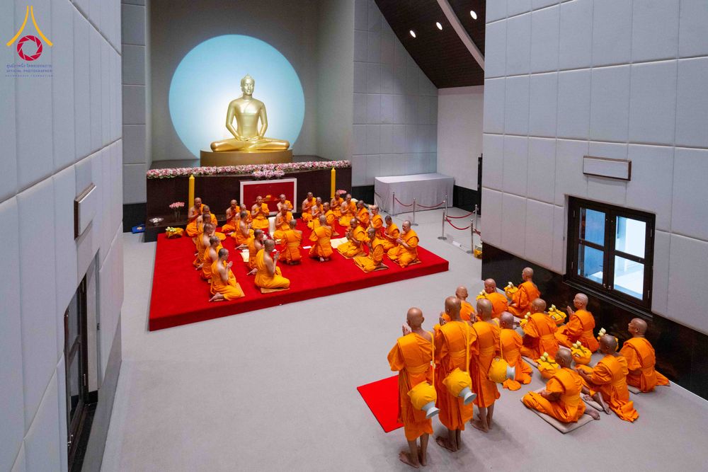 ภาพ No.321473:วันเสาร์ที่ 11 เมษายน พ.ศ.2569 พิธีขอบรรพชา พิธีขอสรณคมณ์และศีล, พิธีถวายบาตร พิธีอุปสมบท โครงการอุปสมบทหมู่ บูชาธรรมหลวงพ่อธัมมชโย พ.ศ.2569 โครงการอุปสมบทหมู่ธรรมทายาท ระดับอุดมศึกษา รุ่น 53 (ภาคฤดูร้อน) ณ วัดพระธรรมกาย ปทุมธานี