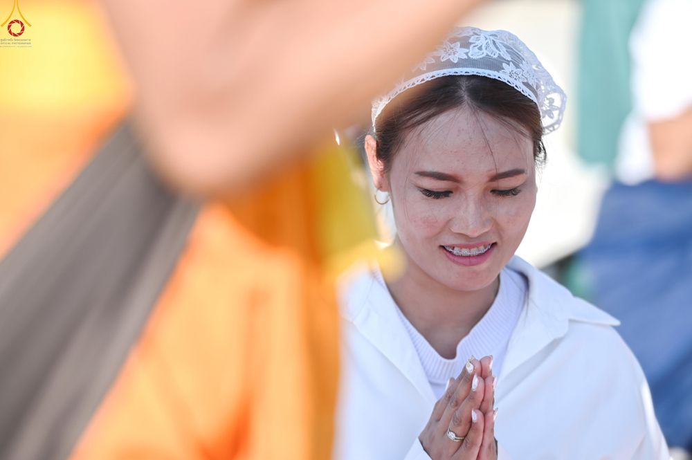 ภาพ No.292901:วันที่ 11 มกราคม พ.ศ. 2569 พิธีต้อนรับพระธรรมยาตรา ณ อนุสรณ์สถานลำดับที่ 3 สถานที่เกิดในเพศสมณะ วัดสองพี่น้อง อำเภอสองพี่น้อง จังหวัดสุพรรณบุรี ในโครงการธรรมยาตรา กตัญญูบูชา มหาปูชนียาจารย์ พระมงคลเทพมุนี(สด จนฺทสโร) พระผู้ปราบมาร อนุสรณ์สถาน 7 แห่ง ปีที