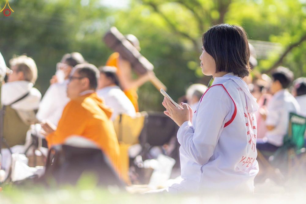 ภาพ No.296035:ภาพเบื้องหลังอาสาสมัครรวมใจ ชุดที่ 1 ในโครงการธรรมยาตรา กตัญญูบูชา มหาปูชนียาจารย์ พระมงคลเทพมุนี(สด จนฺทสโร) พระผู้ปราบมาร อนุสรณ์สถาน 7 แห่ง ปีที่ 14