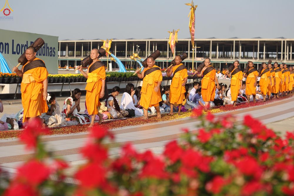 ภาพ No.306049:วันที่ 25 มกราคม พ.ศ. 2569 พิธีต้อนรับพระธรรมยาตรา วัดพระธรรมกาย(ภาพชุดที่ 4) ในโครงการธรรมยาตรา กตัญญูบูชา มหาปูชนียาจารย์ พระมงคลเทพมุนี(สด จนฺทสโร) พระผู้ปราบมาร อนุสรณ์สถาน 7 แห่ง ปีที่ 14