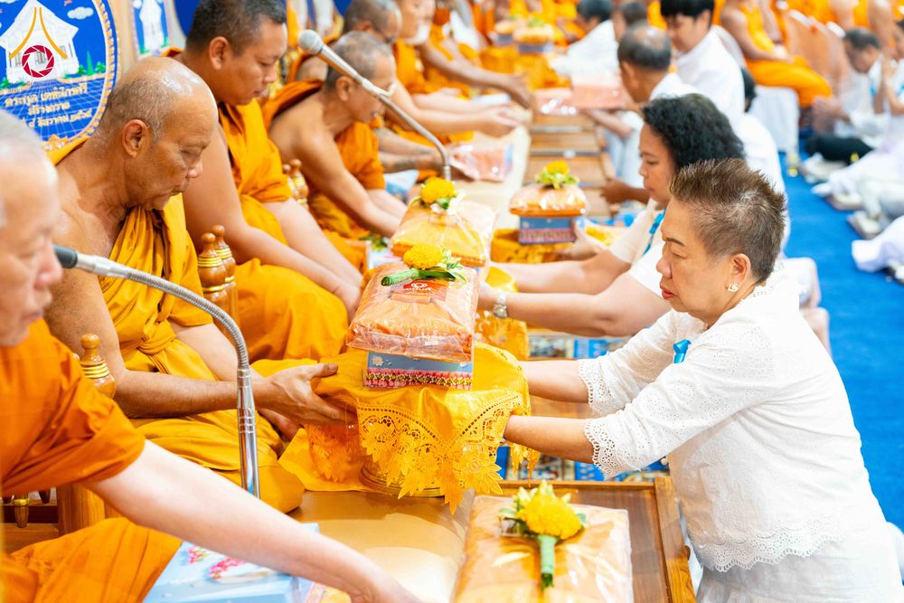 ภาพ No.304964:วันที่ 28 มกราคม พ.ศ. 2569 พิธีทอดผ้าป่าทำนุบำรุงศาสนสถาน ณ วัดบัวแก้วเกษร อ.ลาดหลุมแก้ว จ.ปทุมธานี ในโครงการธรรมยาตรา กตัญญูบูชา มหาปูชนียาจารย์ พระมงคลเทพมุนี(สด จนฺทสโร) พระผู้ปราบมาร อนุสรณ์สถาน 7 แห่ง ปีที่ 14