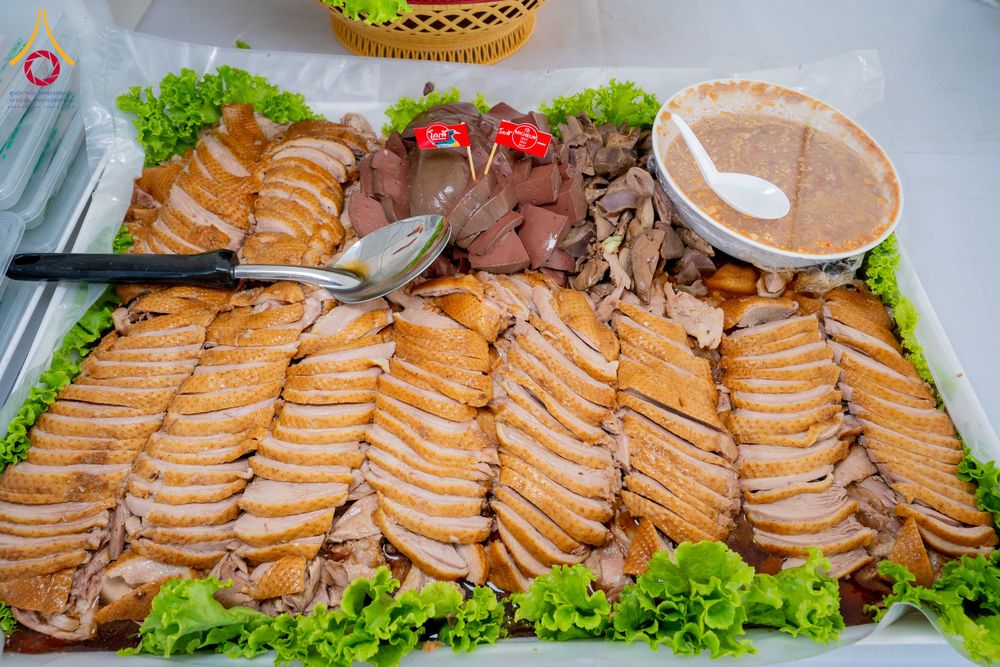 ภาพ No.301898:วันที่ 24 มกราคม พ.ศ. 2569 พิธีถวายภัตตาหารเป็นสังฆทาน แด่พระธรรมยาตรา ณ อนุสรณ์สถานบางปลา วัดบางปลา อำเภอบางเลน จังหวัดนครปฐม ในโครงการธรรมยาตรา กตัญญูบูชา มหาปูชนียาจารย์ พระมงคลเทพมุนี(สด จนฺทสโร) พระผู้ปราบมาร อนุสรณ์สถาน 7 แห่ง ปีที่ 14