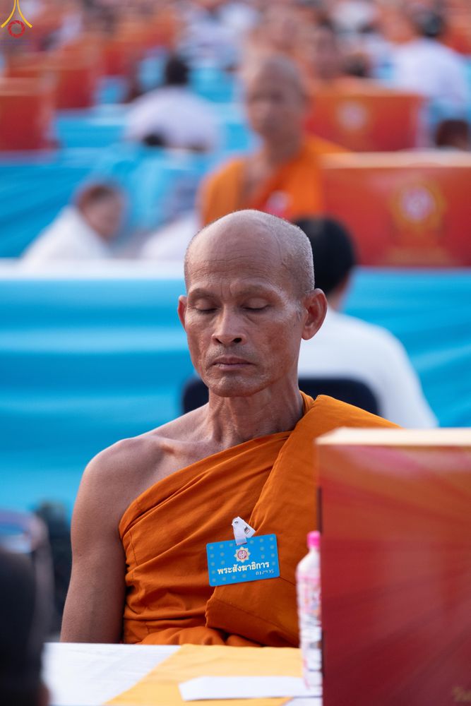 ภาพ No.324098:วันที่ 22 เมษายน พ.ศ.2569 (วันคุ้มครองโลก) พิธีถวายมหาสังฆทาน 40,000 กว่าวัดทั่วประเทศ ณ ลานธรรม พระมหาธรรมกายเจดีย์ วัดพระธรรมกาย