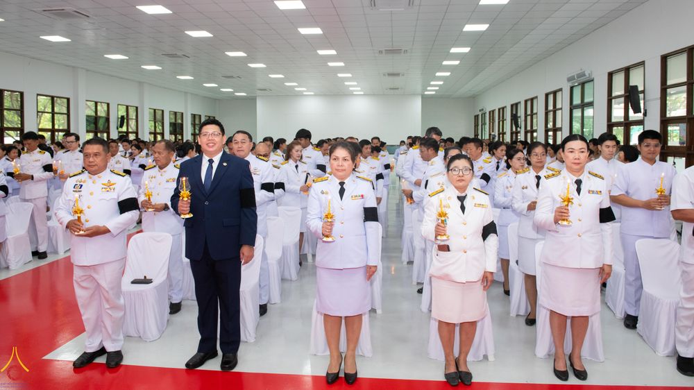 ภาพ No.341756:วันอังคารที่ 28 กรกฎาคม พ.ศ. 2569 คณะสงฆ์และพสกนิกรอำเภอคลองหลวง พร้อมใจจัดพิธีเจริญพระพุทธมนต์ ปฏิบัติธรรม และทำบุญตักบาตร ถวายพระราชกุศลเฉลิมพระเกียรติพระบาทสมเด็จพระเจ้าอยู่หัว