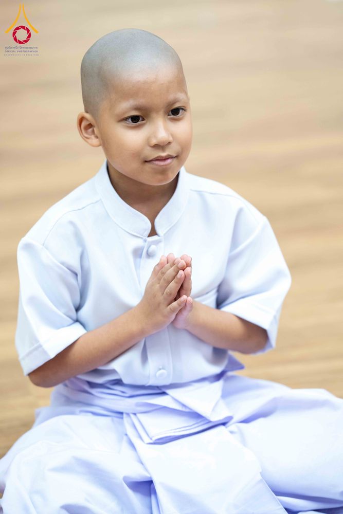 ภาพ No.319613:วันเสาร์ที่ 4 เมษายน พ.ศ.2569 พิธีขอขมา มอบผ้าไตร และถวายบาตรแด่นาคธรรมทายาท ในโครงการบรรพชาสามเณรฟื้นฟูพระพุทธศาสนาทั่วไทย โครงการหน่อแก้วเปรียญธรรม รุ่นที่ 14 โครงการสามเณรยุวธรรมทายาท รุ่นที่ 34 โครงการสามเณรมัชฌิมธรรมทายาท รุ่นที่ 30 ณ สภาธรรมกายสากล