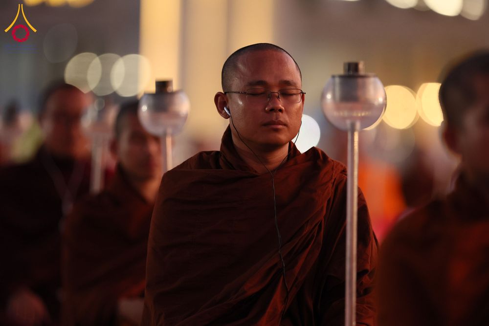 ภาพ No.312182:วันอังคารที่ 3 มีนาคม พ.ศ.2569 พิธีเวียนประทักษิณและจุดมาฆประทีป ณ ลานธรรมพระมหาธรรมกายเจดีย์ วัดพระธรรมกาย