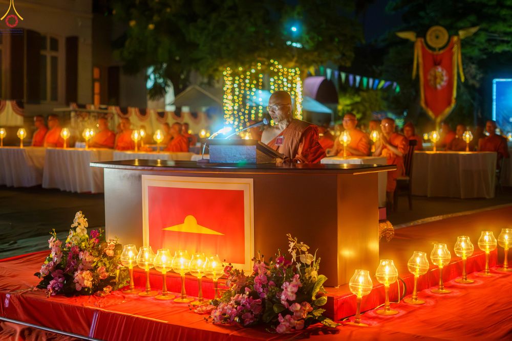 ภาพ No.333075:วันอาทิตย์ที่ 31 พฤษภาคม พ.ศ. 2569 วันวิสาขบูชา ณ วัดพระธรรมกายแคลิฟอร์เนีย  ประเทศสหรัฐอเมริกา