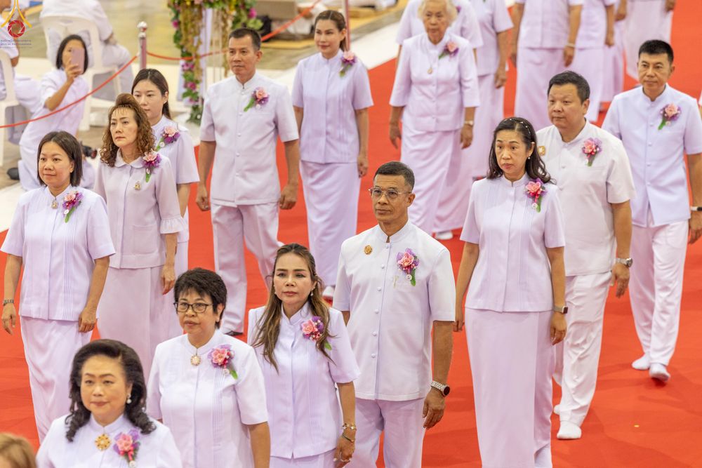 ภาพ No.286413:วันอาทิตย์ที่ 13 กรกฎาคม พ.ศ.2568 พิธีปฎิบัติธรรม และพิธีจุดเทียนใจ ไฟนิรันดร์ อนันตชัย ณ สภาธรรมกายสากล วัดพระธรรมกาย