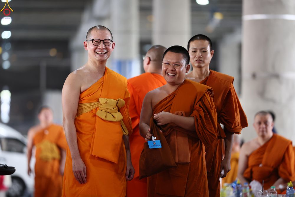 ภาพ No.324172:วันที่ 22 เมษายน พ.ศ.2569 (วันคุ้มครองโลก) พิธีถวายมหาสังฆทาน 40,000 กว่าวัดทั่วประเทศ ณ ลานธรรม พระมหาธรรมกายเจดีย์ วัดพระธรรมกาย