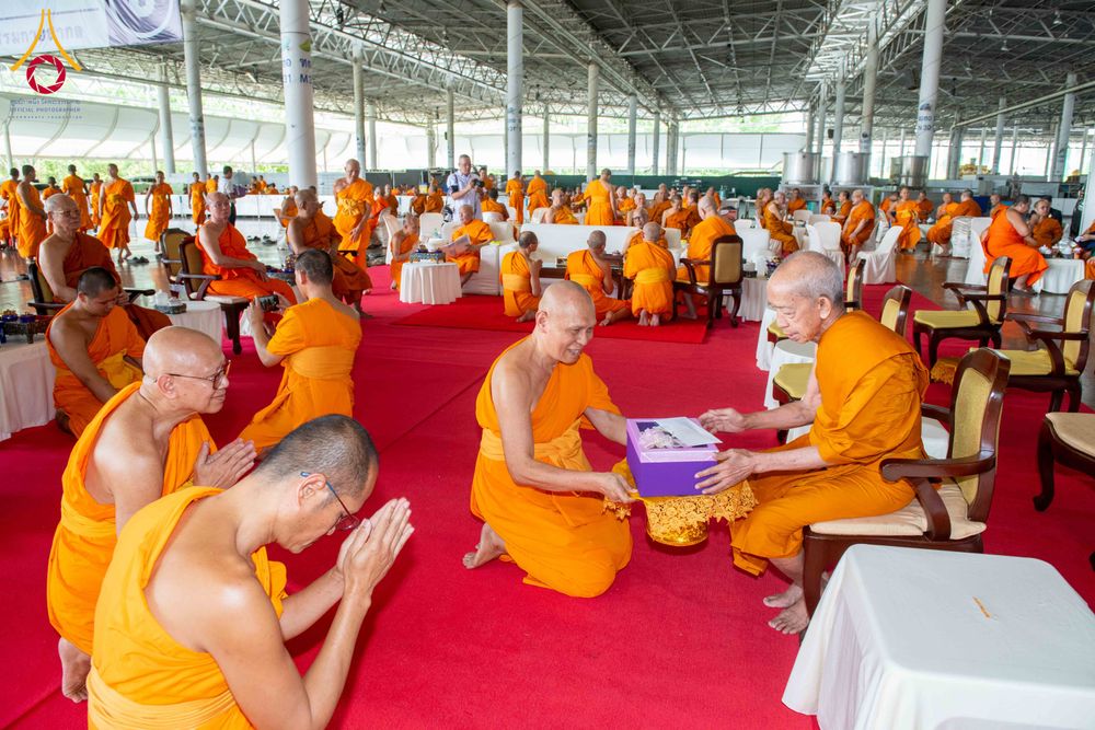 ภาพ No.316465:วันอาทิตย์ที่ 29 มีนาคม พ.ศ. 2569 พิธีทอดผ้าบังสุกุลและพิธีชำระร่าง โยมพ่อณรงค์ จินตมากุล  สิริอายุ 99 ปี 11 เดือน โยมบิดา พระครูปลัดรัตนวีรวัฒน์ (รังสฤษดิ์ อิทฺธิจินตโก) ที่ปรึกษาเจ้าคณะจังหวัดปทุมธานี เจ้าอาวาสวัดพระธรรมกาย  ณ ฌาปนสถานชั่วคราว ทางเข้า 