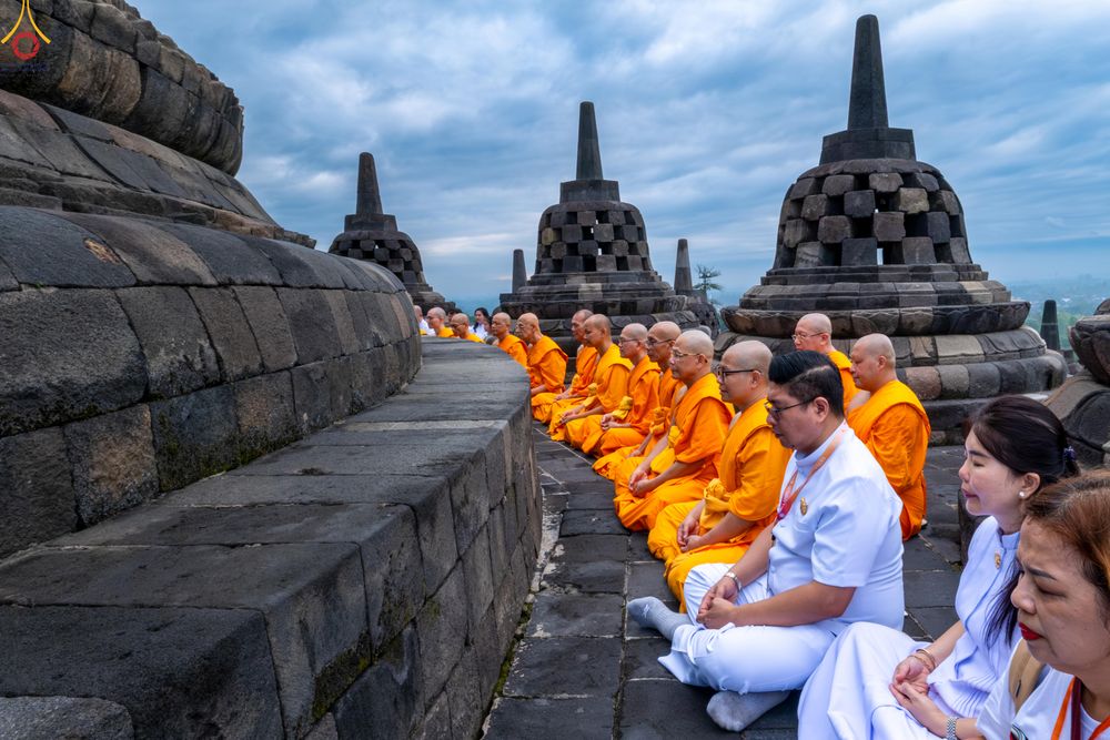 ภาพ No.331247:วันที่ 29 พฤษภาคม พ.ศ.2569 MBMI Tangerang (Majelis Agama Buddha Mahanikaya)  ได้มีการเตรียมงานเพื่อจัดงานวิสาขบูชานานาชาติ (ภาพชุดที่ 2)