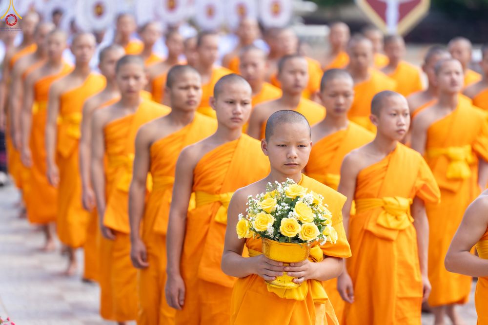 ภาพ No.331809:วันพฤหัสบดีที่ 4 มิถุนายน พ.ศ.2569 พิธีต้อนรับเปรียญธรรม 9 ประโยค และเปรียญธรรม 6 ประโยค  ณ อาคารธรรมสภา วัดบ้านขุน ต.บ่อหลวง อ.ฮอด จ.เชียงใหม่