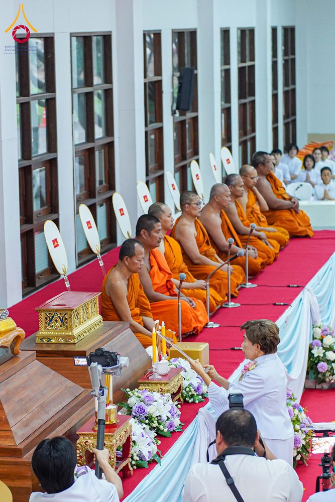 ภาพ No.316092:วันศุกร์ที่ 27 มีนาคม พ.ศ. 2569 พิธีบำเพ็ญกุศล คุณพ่อณรงค์ จินตมากุล  สิริอายุ 99 ปี 11 เดือน โยมบิดา พระครูปลัดรัตนวีรวัฒน์ (รังสฤษดิ์ อิทฺธิจินตโก) ที่ปรึกษาเจ้าคณะจังหวัดปทุมธานี เจ้าอาวาสวัดพระธรรมกาย  ณ ห้องปลูกศรัทธา 2 วัดพระธรรมกาย ปทุมธานี