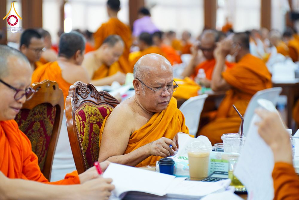 ภาพ No.281344:วันที่ 25 ธันวาคม พ.ศ. 2568 บรรยากาศการตรวจใบข้อสอบธรรมสนามหลวง  นักธรรมชั้นเอก และธรรมศึกษาชั้นเอก ส่วนภูมิภาค  ณ ศาลาอบรมสงฆ์ วัดสามพระยาวรวิหาร เขตพระนคร กรุงเทพมหานคร