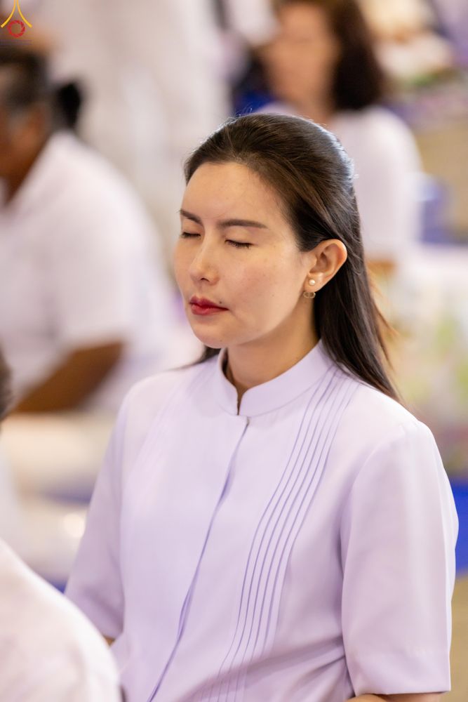 ภาพ No.318123:วันอาทิตย์ต้นเดือนที่ 5 เมษายน พ.ศ.2569 พิธีตักบาตร ณ บ้านแก้วเรือนทองคุณยายอาจารย์ฯ วัดพระธรรมกาย