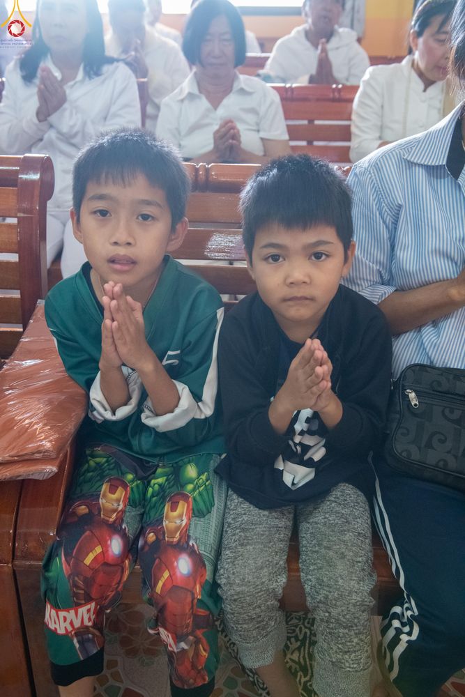 ภาพ No.291225:วันที่ 9 มกราคม พ.ศ. 2569 พิธีทอดผ้าป่าทำนุบำรุงศาสนสถาน ณ วัดนาราภิรมย์ อ.บางเลน จ.นครปฐม ในโครงการธรรมยาตรา กตัญญูบูชา มหาปูชนียาจารย์ พระมงคลเทพมุนี(สด จนฺทสโร) พระผู้ปราบมาร อนุสรณ์สถาน 7 แห่ง ปีที่ 14