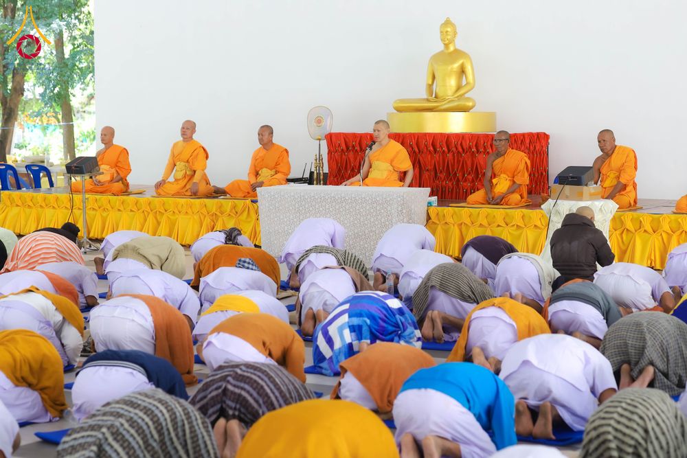 ภาพ No.285584:วันที่ 26-30  พฤศจิกายน พ.ศ. 2568  กิจกรรมสวดมนต์ นั่งสมาธิ ฟังธรรม ของนาคธรรมทายาท ในโครงการบวชบูชาธรรมมหาปูชนียาจารย์  ณ ศูนย์ปฏิบัติธรรมบุรีรัมย์ จ.บุรีรัมย์