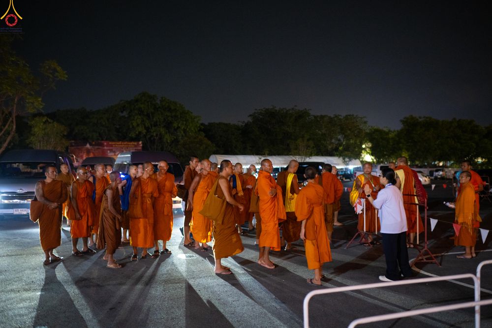 ภาพ No.323401:วันที่ 22 เมษายน พ.ศ.2569(วันคุ้มครองโลก) งานถวายมหาสังฆทาน 40,000 กว่าวัดทั่วประเทศ การเดินทางเข้าวัด , การต้อนรับปฏิสันถารพระสังฆาธิการ  ,  การจัดเตรียมภัตตาหาร , การลงทะเบียน