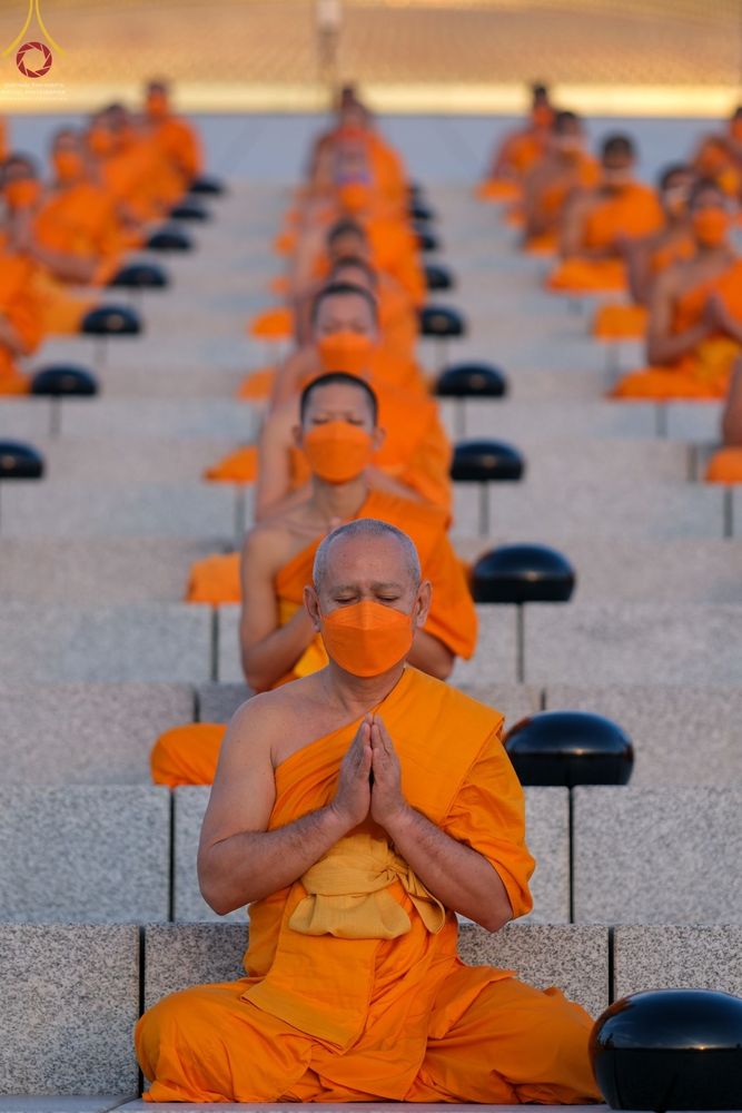 ภาพ No.68663:พิธีตักบาตรฉลองพระใหม่ วันที่ 1 มกราคม พ.ศ. 2566 ณ วัดพระธรรมกาย จ.ปทุมธานี