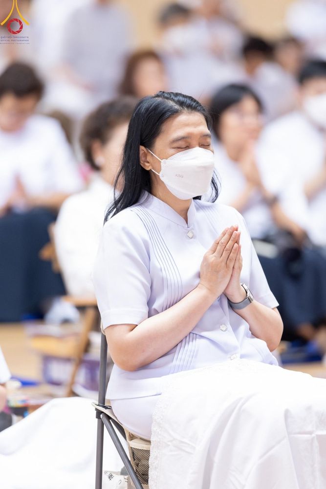 ภาพ No.145316:พิธีถวายผ้าอาบน้ำฝนและประทีปโคมไฟ ณ สภาธรรมกายสากล วัดพระธรรมกาย วันเสาร์ที่ 20 กรกฎาคม พ.ศ. 2567