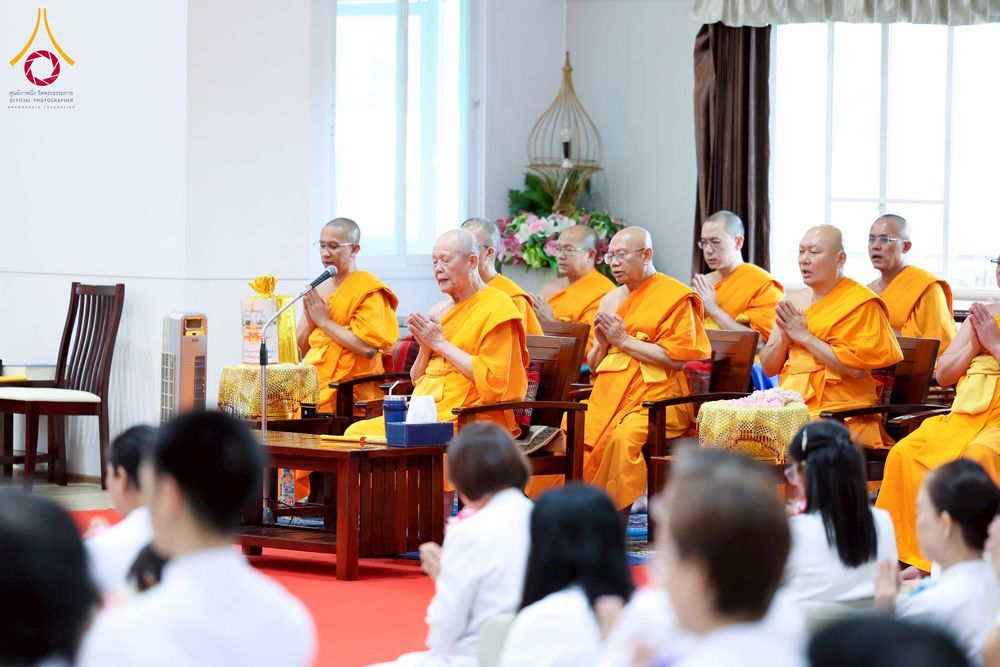 ภาพ No.255113:วันที่ 15 ตุลาคม พ.ศ. 2568 พิธีทอดกฐินสามัคคีประจำปี 2568 บูชาธรรม 81 ปี หลวงพ่อธัมมชโย ณ ศูนย์อบรมเยาวชนกาญจนบุรี