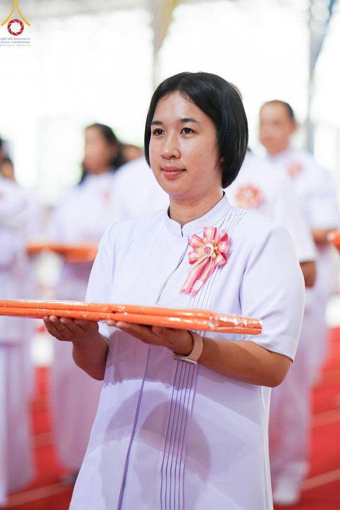 ภาพ No.178050:พิธีทอดผ้าป่าต้นสมบัติจักรพรรดิ ในวันอาทิตย์ที่ 1 ธันวาคม พ.ศ. 2567 ณ สภาธรรมกายสากล วัดพระธรรมกาย