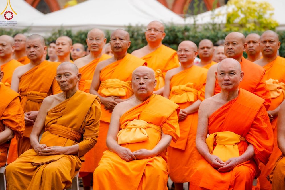 ภาพ No.142654:พิธีพัทธสีมา ประดิษฐานลูกนิมิตมหาสมบัติ สถาปนาอุโบสถวัดพระธรรมกายลอนดอน บูชาธรรม 80 ปี หลวงพ่อธัมมชโย วันเสาร์ที่ 22 มิถุนายน พ.ศ. 2567