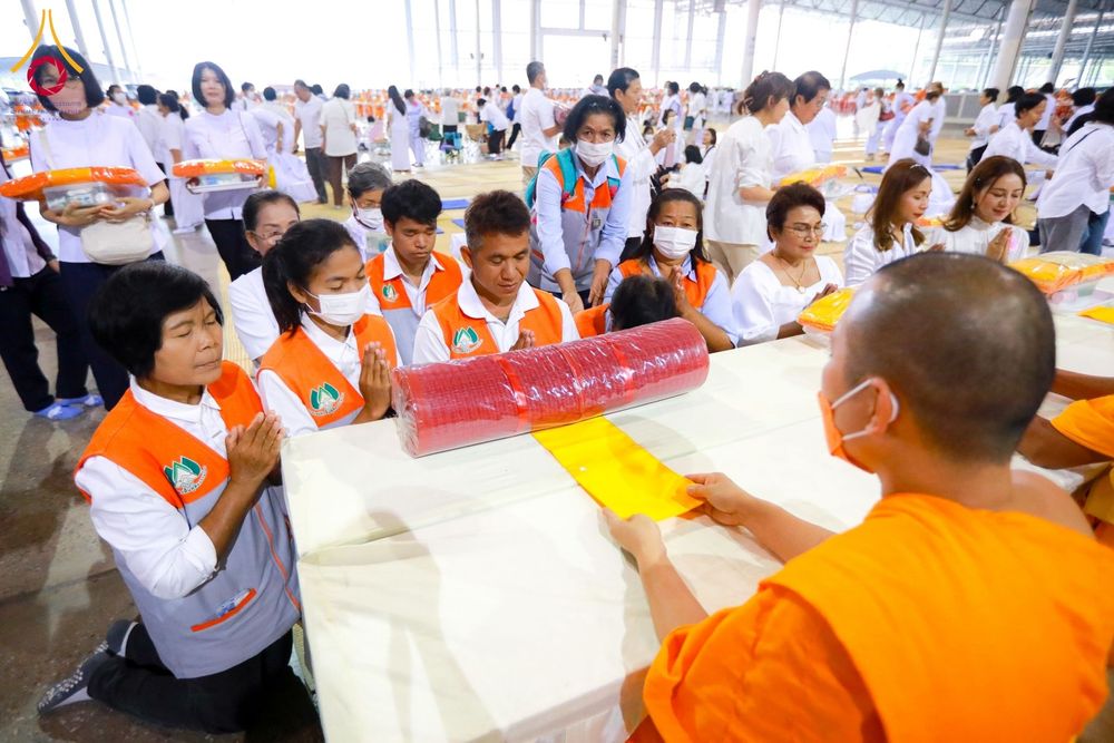 ภาพ No.121645:พิธีถวายภัตตาหารเป็นสังฆทาน แด่คณะพระธรรมยาตรา ปีที่ 12 วันที่ 31 มกราคม พ.ศ. 2567 ณ สภาธรรมกายสากล วัดพระธรรมกาย