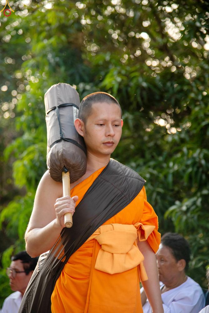 ภาพ No.295121:วันที่ 14 มกราคม พ.ศ. 2569 พิธีต้อนรับพระธรรมยาตรา อนุสรณ์สถานลำดับที่ 4  สถานที่เกิดด้วยกายธรรม ณ วัดโบสถ์บน ต.บางคูเวียง จ.นนทบุรี ในโครงการธรรมยาตรา กตัญญูบูชา มหาปูชนียาจารย์ พระมงคลเทพมุนี(สด จนฺทสโร) พระผู้ปราบมาร อนุสรณ์สถาน 7 แห่ง ปีที่ 14