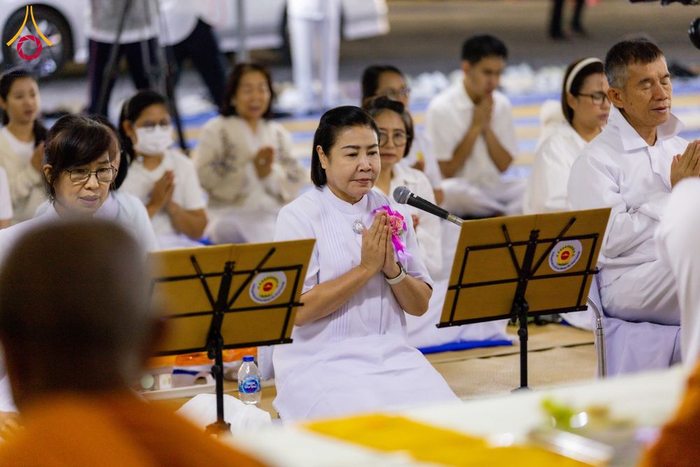 ภาพ No.289819:วันที่ 8 มกราคม พ.ศ. 2569 พิธีถวายภัตตาหารเป็นสังฆทาน แด่พระธรรมยาตรา ณ อนุสรณ์สถานคลองบางนางแท่น อ.สามพราน จ.นครปฐม ในโครงการธรรมยาตรา กตัญญูบูชา มหาปูชนียาจารย์ พระมงคลเทพมุนี(สด จนฺทสโร) พระผู้ปราบมาร อนุสรณ์สถาน 7 แห่ง ปีที่ 14