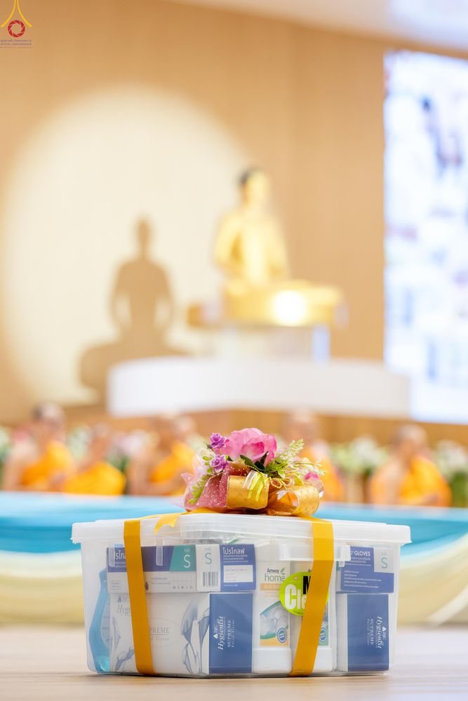 ภาพ No.280556:วันที่ 28 ธันวาคม พ.ศ.2568 พิธีถวายอุปกรณ์ทำความสะอาด ณ ห้องแก้วสารพัดนึก วัดพระธรรมกาย