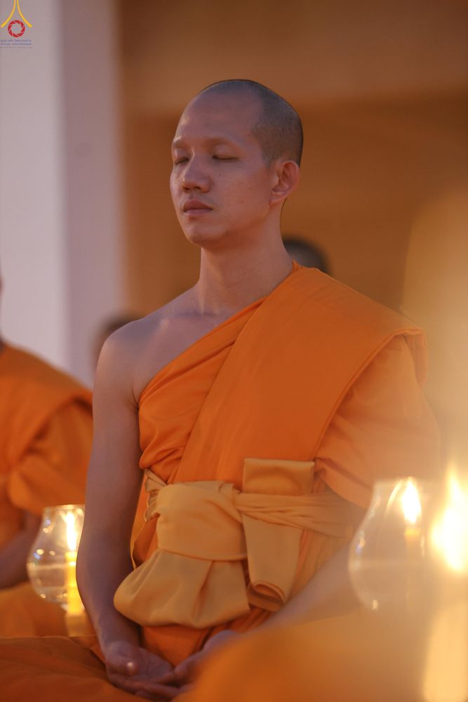 ภาพ No.302911:วันที่ 24 มกราคม พ.ศ. 2569 พิธีจุดประทีปธรรมถวายเป็นพุทธบูชา  และบูชาธรรมมหาปูชนียาจารย์  ณ อาคารธรรมยาตรา กตัญญูบูชามหาปูชนียาจารย์  ตรงข้ามวัดปากน้ำภาษีเจริญ จ.กรุงเทพมหานคร ในโครงการธรรมยาตรา กตัญญูบูชา มหาปูชนียาจารย์ พระมงคลเทพมุนี(สด จนฺทสโร) พระผู