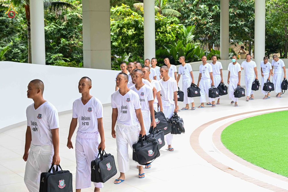 ภาพ No.340241:วันที่ 23 กรกฎาคม พ.ศ. 2569 พิธีเปิดโครงการพัฒนาคุณธรรม จริยธรรม สำหรับนักเรียนนายสิบตำรวจ (นสต.) รุ่นที่ 17 ศูนย์ฝึกอบรมตำรวจภูธรภาค 1 ระหว่างวันที่ 23-27 กรกฏาคม 2569 ( 5 วัน 4 คืน) ณ ศูนย์ปฏิบัติธรรมเวิล์ดพีช วัลเล่ย์ (World Peace Valley) เขาใหญ่  ต.ห