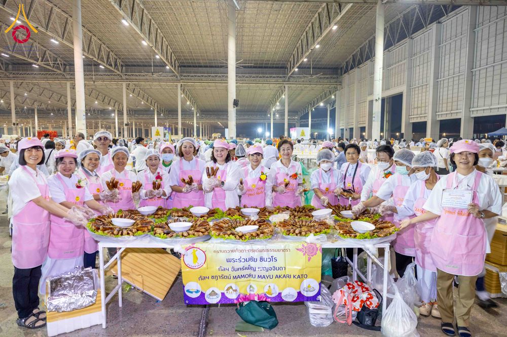 ภาพ No.306109:วันที่ 30 มกราคม พ.ศ. 2569 พิธีถวายภัตตาหารเป็นสังฆทาน แด่พระธรรมยาตรา ณ วัดพระธรรมกาย  จังหวัดปทุมธานี ในโครงการธรรมยาตรา กตัญญูบูชา มหาปูชนียาจารย์ พระมงคลเทพมุนี(สด จนฺทสโร) พระผู้ปราบมาร อนุสรณ์สถาน 7 แห่ง ปีที่ 14