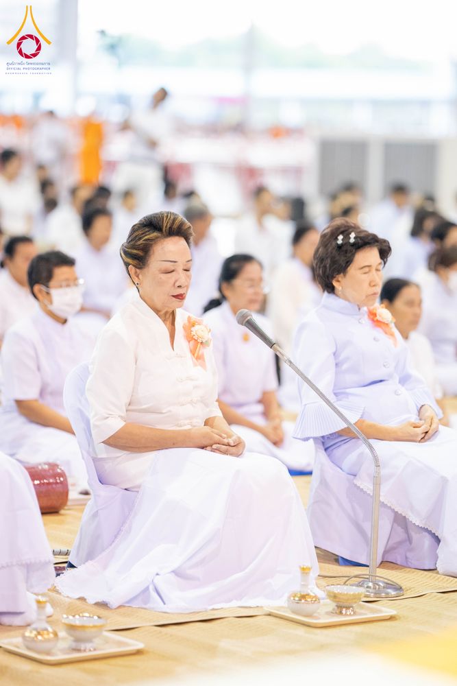 ภาพ No.279081:วันที่ 2 มกราคม พ.ศ.2569 พิธีถวายภัตตาหารเป็นสังฆทาน แด่พระธรรมยาตรา ณ วัดพระธรรมกาย ปทุมธานี ในโครงการธรรมยาตรา กตัญญูบูชา มหาปูชนียาจารย์ พระมงคลเทพมุนี(สด จนฺทสโร) พระผู้ปราบมาร อนุสรณ์สถาน 7 แห่ง ปีที่ 14