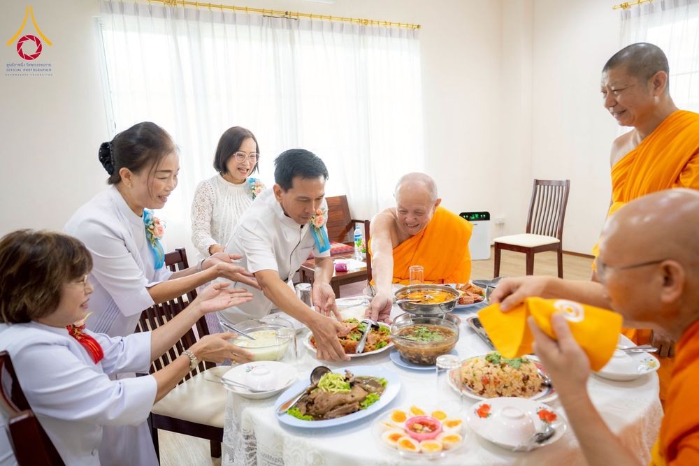 ภาพ No.254875:วันที่ 15 ตุลาคม พ.ศ. 2568 พิธีบรรจุพระบรมสารีริกธาตุภายในพระเกตุองค์พระประธาน สมโภชพระประธาน พระธรรมกาย ณ ศูนยอบรมเยาวชนกาญจนบุรี