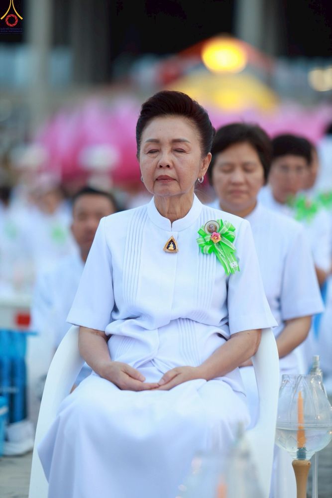 ภาพ No.252972:วันที่ 10 ตุลาคม พ.ศ. 2568 พิธีปลูกต้นทรัพย์บานชื่น ณ ลานธรรม วัดพระธรรมกาย