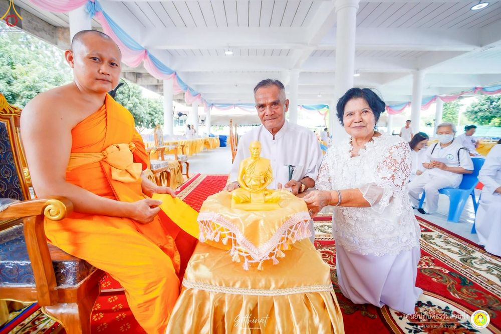 ภาพ No.236570:วันพุธที่ 30 กรกฏาคม  พ.ศ. 2568 พิธีถวายมหาสังฆทาน 81 วัด 81 ปี หลวงพ่อธัมชโย ครั้งที่ 2  ณ ศูนย์ปฏิบัติธรรมสวนผึ้ง ต.ท่าเคย อ.สวนผึ้ง จ.ราชบุรี