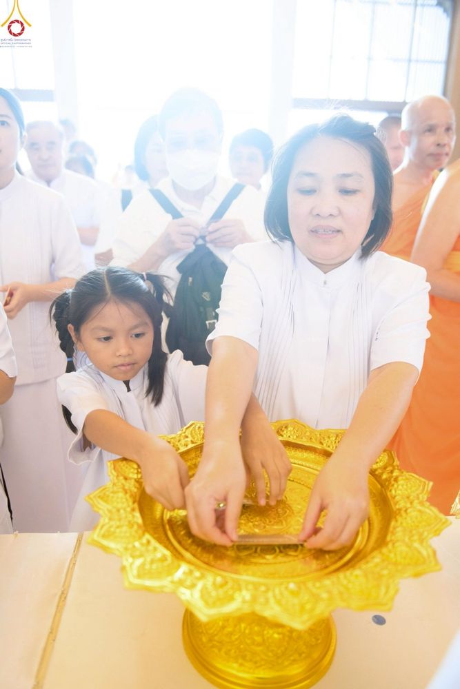 ภาพ No.249262:วันที่ 20 กันยายน พ.ศ. 2568 พิธีประดิษฐานรูปหล่อหลวงปู่วัดปากน้ำ ภาษีเจริญ ณ วิหารพระมงคลเทพมุนี (สด จนฺทสโร) ศูนย์ปฏิบัติธรรมภูเก็ต จ.ภูเก็ต