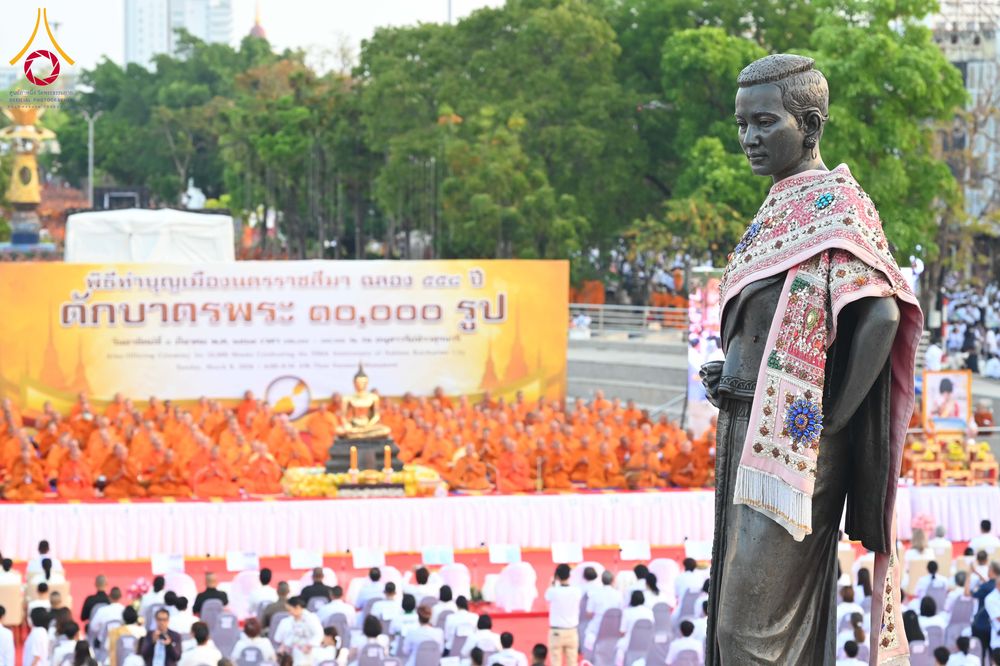 ภาพ No.312530:วันอาทิตย์ที่ 8 มีนาคม พ.ศ.2569 ทำบุญเมืองนครราชสีมา 558 ปี ตักบาตรพระ 10,000 รูป