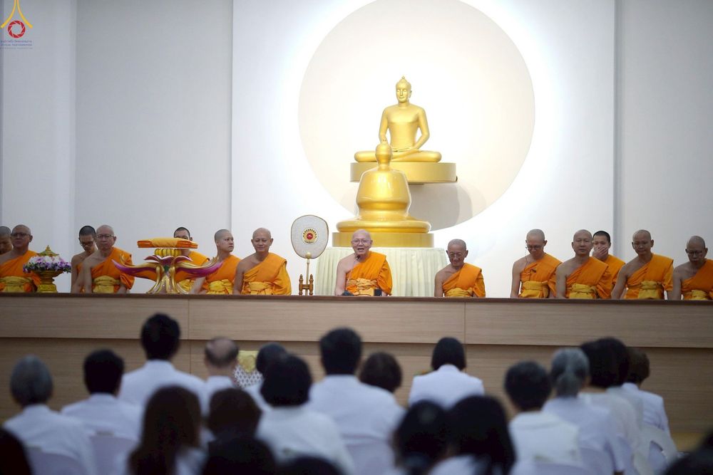 ภาพ No.258587:วันที่ 19 ตุลาคม พ.ศ. 2568 พิธีทอดกฐินสามัคคีทั่วไทย 30,000 วัด โดยคณะศิษยานุศิษย์ บูชาธรรม 81 ปี หลวงพ่อธัมมชโย ณ ศูนย์ปฎิบัติธรรมน้ำใสใจสว่าง  เขตบางกอกน้อย กรุงเทพมหานคร