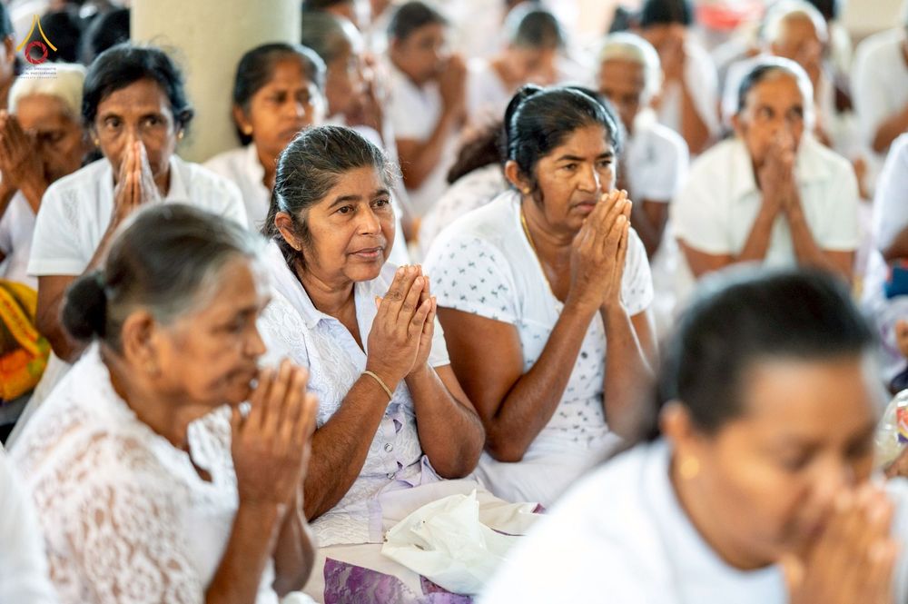 ภาพ No.262975:วันที่ 22 ตุลาคม พ.ศ. 2568 พิธีทอดกฐินสมทบ วัดกัลยาณมิตรต่างประเทศ  บูชาธรรม 81 ปี หลวงพ่อธัมมชโย ณ วัดโกฮอน ราชมหาวิหารายา และวัดศรีสุธรรมมารามายา   เมืองมาตะเล ประเทศศรีลังกา 