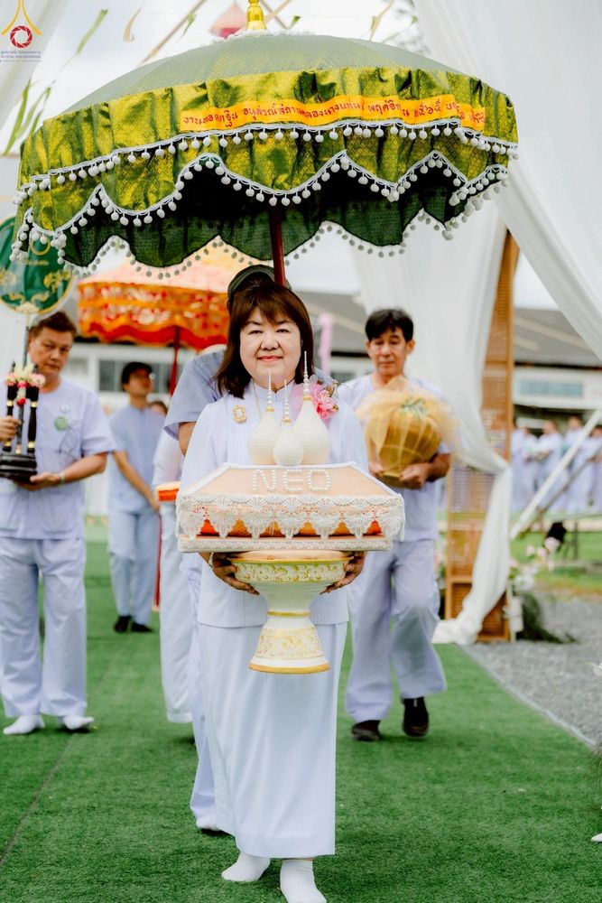 ภาพ No.266806:วันที่ 5 พฤศจิกายน พ.ศ. 2568 พิธีทอดกฐิน ณ อนุสรณ์สถานพระมงคลเทพมุนี  (สด จนฺทสโร) ผู้ค้นพบวิชชาธรรมกาย สถานที่ตั้งมโนปณิธานบวชตลอดชีวิต คลองบางนางแท่น ต.หอมเกร็ด อ.สามพราน จ.นครปฐม