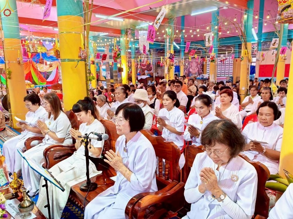 ภาพ No.256382:วันที่ 12 ตุลาคม พ.ศ. 2568 พิธีทอดกฐินสามัคคีทั่วไทย 30,000 วัด โดยคณะศิษยานุศิษย์ บูชาธรรม 81 ปี หลวงพ่อธัมมชโย ณ วัดเสาธงนอก อ.บางเสาธง จ.สมุทรปราการ