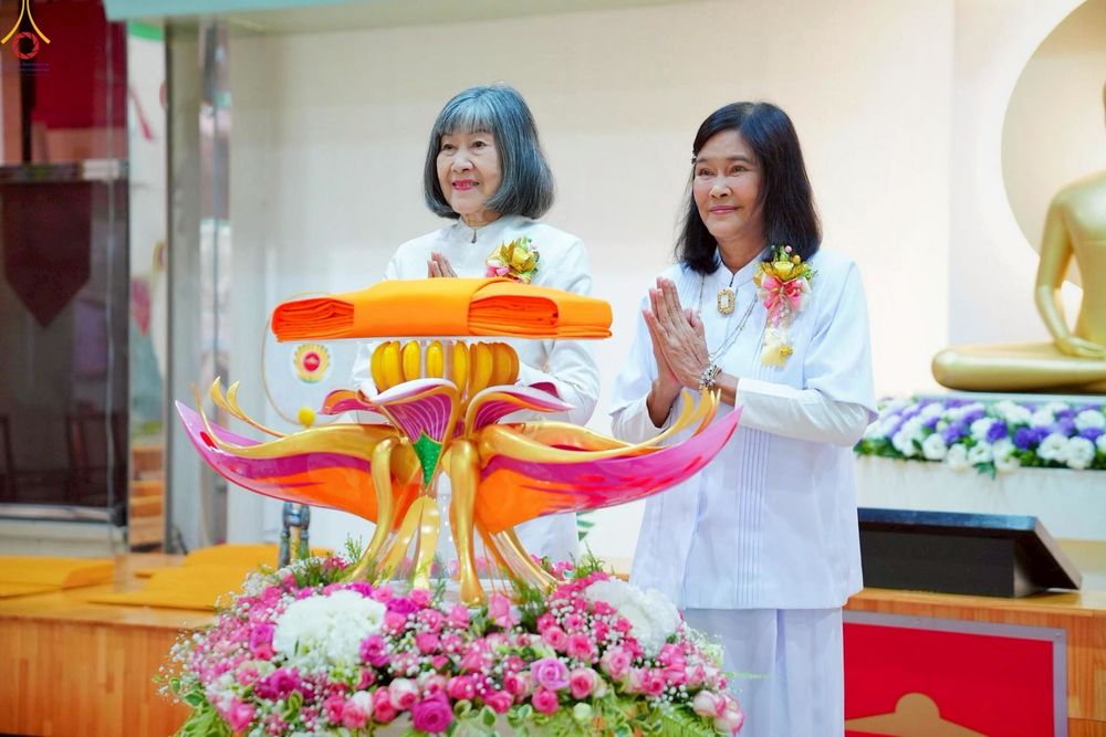 ภาพ No.262268:วันที่ 19 ตุลาคม พ.ศ. 2568 พิธีทอดกฐินเพื่อสร้าง ธรรมอุทยานลอยฟ้า 81 ปี หลวงพ่อธัมมชโย ณ วัดพระธรรมกายยามานาชิ ประเทศญี่ปุ่น 