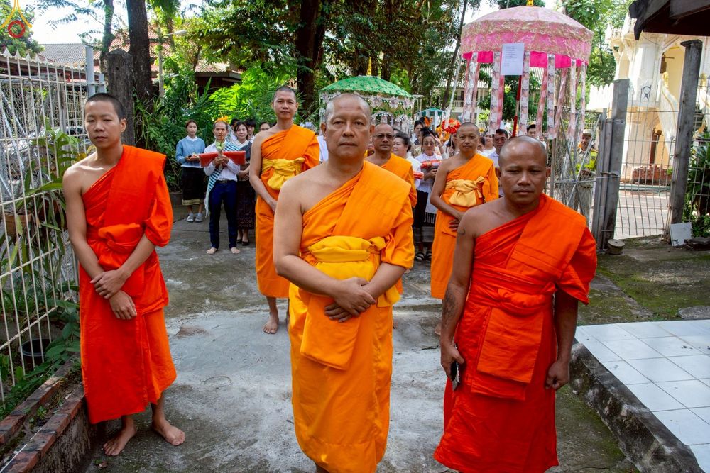 ภาพ No.271721:วันอาทิตย์ที่ 26 ตุลาคม พ.ศ. 2568 กฐินสมทบวัดต่างประเทศ โดยคณะศิษยานุศิษย์ บูชาธรรม 81 ปี  หลวงพ่อธัมมชโย ณ วัดสีอัมพอน นครเวียงจันทน์ สปป.ลาว