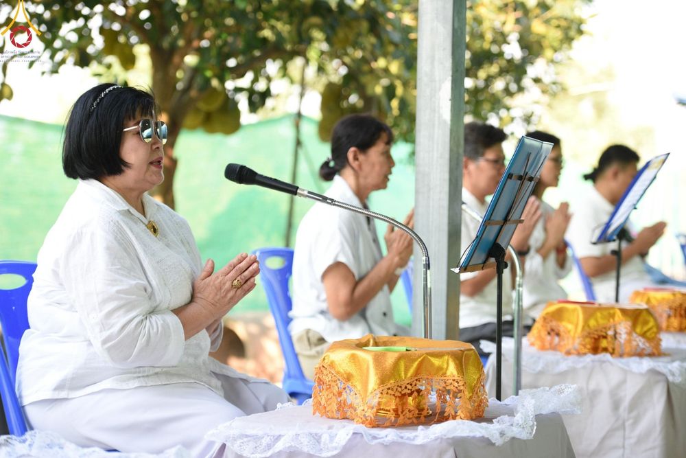ภาพ No.133190:พิธีตัดปอยผม ธรรมทายาท โครงการสามเณรฟื้นฟูพระพุทธศาสนาทั่วไทย ณ ศูนย์ปฏิบัติธรรมวิหารแดง ตำบลเจริญธรรม อำเภอวิหารแดง จ.สระบุรี  วันที่ 31  มีนาคม พ.ศ. 2567