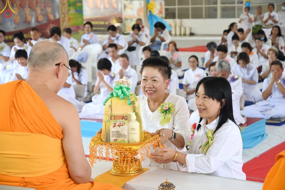 ภาพ No.91893:พิธีทอดกฐินสามัคคีทั่วไทย สร้างกำแพงแก้ว ดูแลสามเณรน้อยเตรียมบาลีนาคหลวงประโยค 9 ณ ศูนย์เบญจธรรม เขตดอนเมือง จ.กรุงเทพมหานคร วันศุกร์ที่ 3 พฤศจิกายน พ.ศ.2566