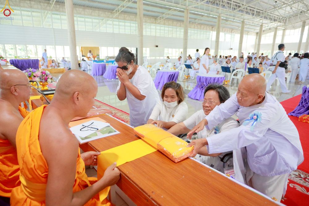 ภาพ No.260025:วันศุกร์ ที่ 17 ตุลาคม พ.ศ. 2568 ทอดกฐินสามัคคี "สร้างรัตนบัลลังก์ รองรับองค์พระประธาน"  ณ ธุดงคสถานนครสวรรค์ ต.หัวถนน อ.ท่าตะโก จ.นครสวรรค์