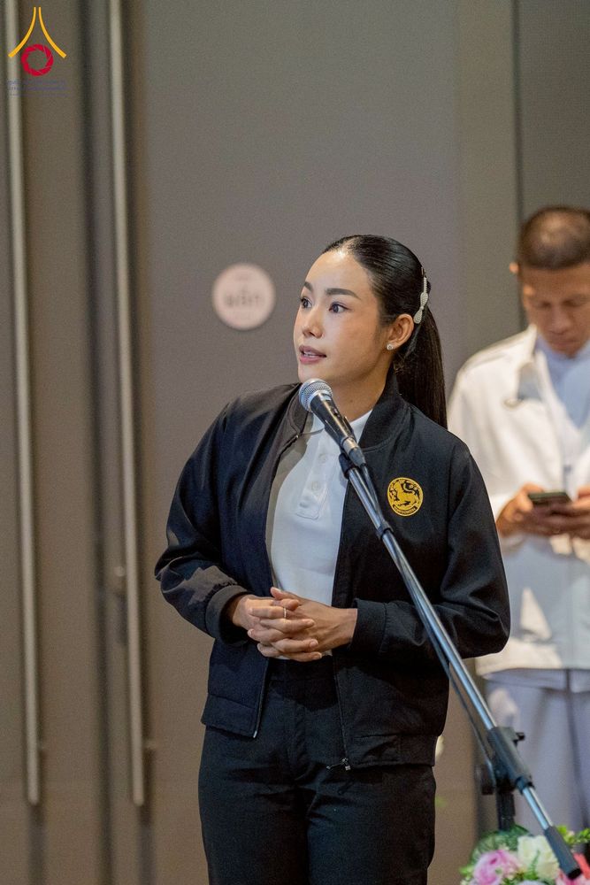 ภาพ No.271901:วันที่ 22 พฤศจิกายน พ.ศ. 2568 ผู้ว่าฯ ปทุมธานี ลงพื้นที่เยี่ยม “อำเภอคลองหลวง” พร้อมชมการเตรียมความพร้อมเทศกาลสวนดอกไม้ปทุมธานี “ทุ่งสวรรค์ ตะวันฉาย” ณ วัดพระธรรมกาย